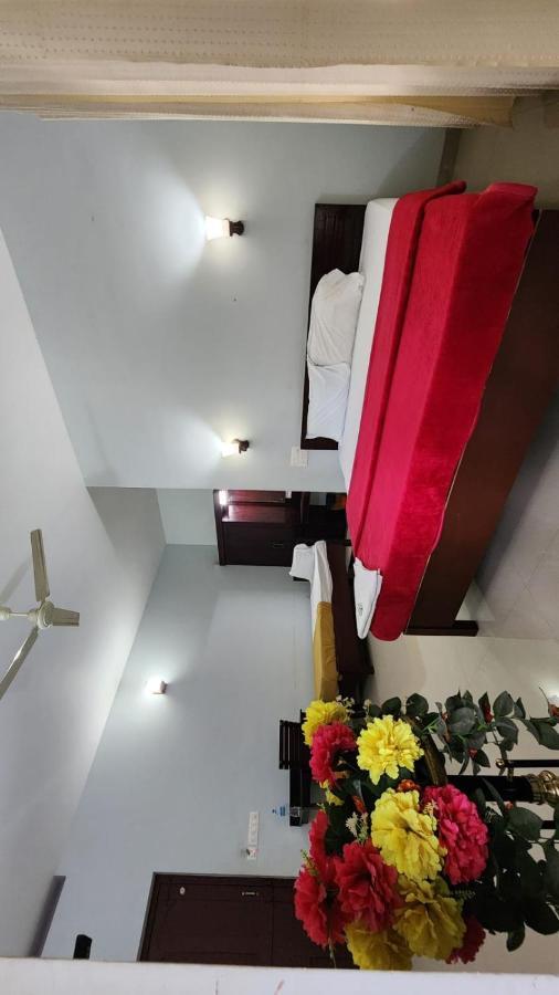 Pkn Homestay Thekkady Kumily Extérieur photo